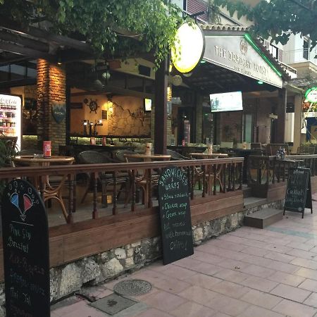 The Draught House Pub-Inn 말리아 외부 사진